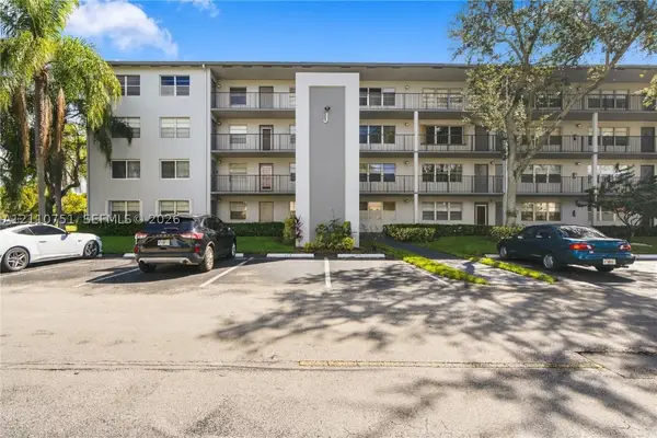 101 SW 132nd Way #402J, Pembroke Pines, FL 33027
