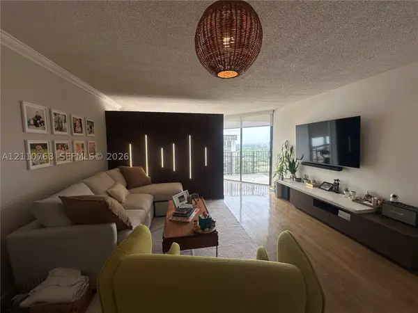 1901 Brickell Ave #B1706, Miami, FL 33129