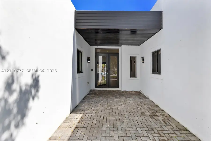 4484 SW 26th Ave, Fort Lauderdale, FL 33312 - #2