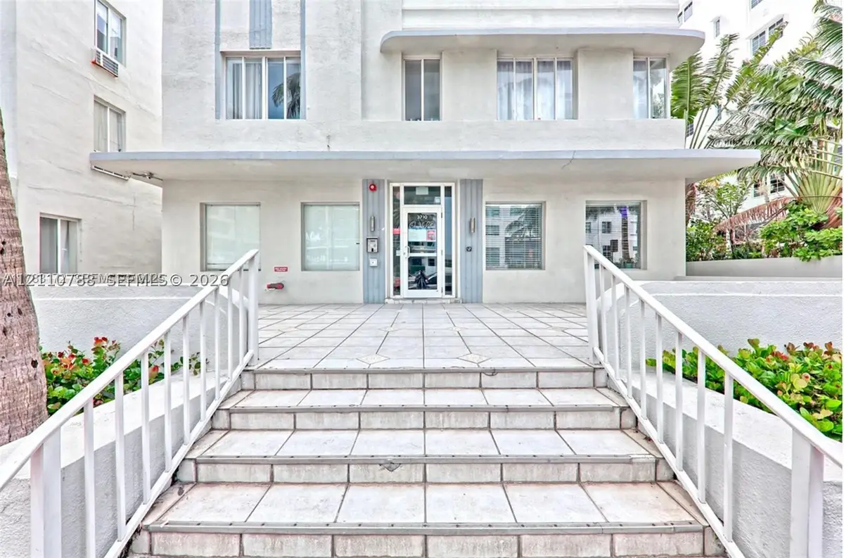 3710 Collins Ave #N-202, Miami Beach, FL 33140 - #1