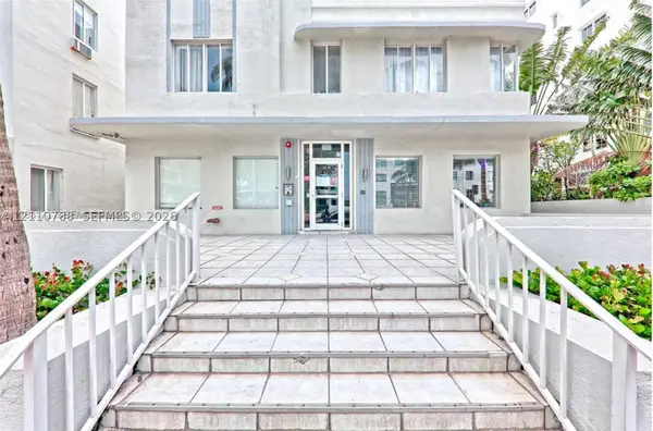 3710 Collins Ave #N-202, Miami Beach, FL 33140