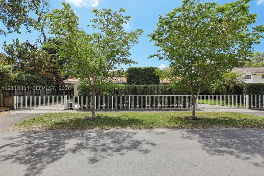 360 Menores Ave, Miami, FL 33134 - #3