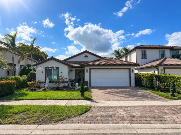 23614 SW 108th Ct, Homestead, FL 33032