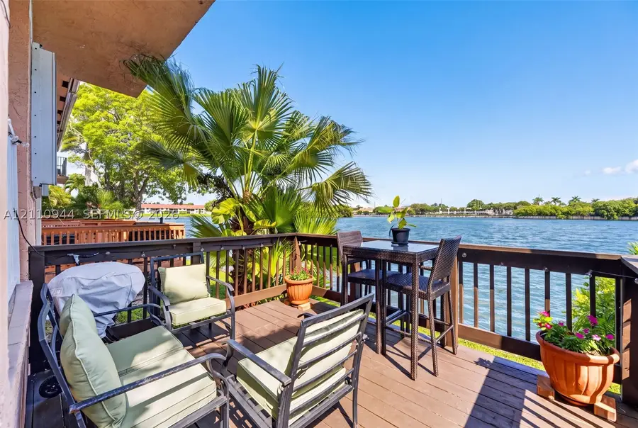 3271 NW 44th St #5, Oakland Park, FL 33309 - #2