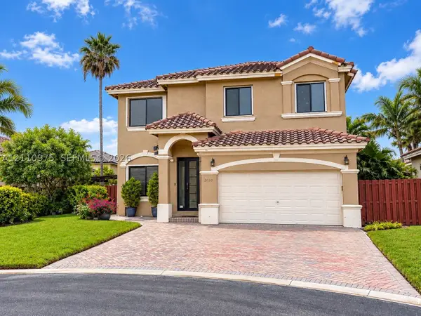 2030 NW 99th Ter, Pembroke Pines, FL 33024