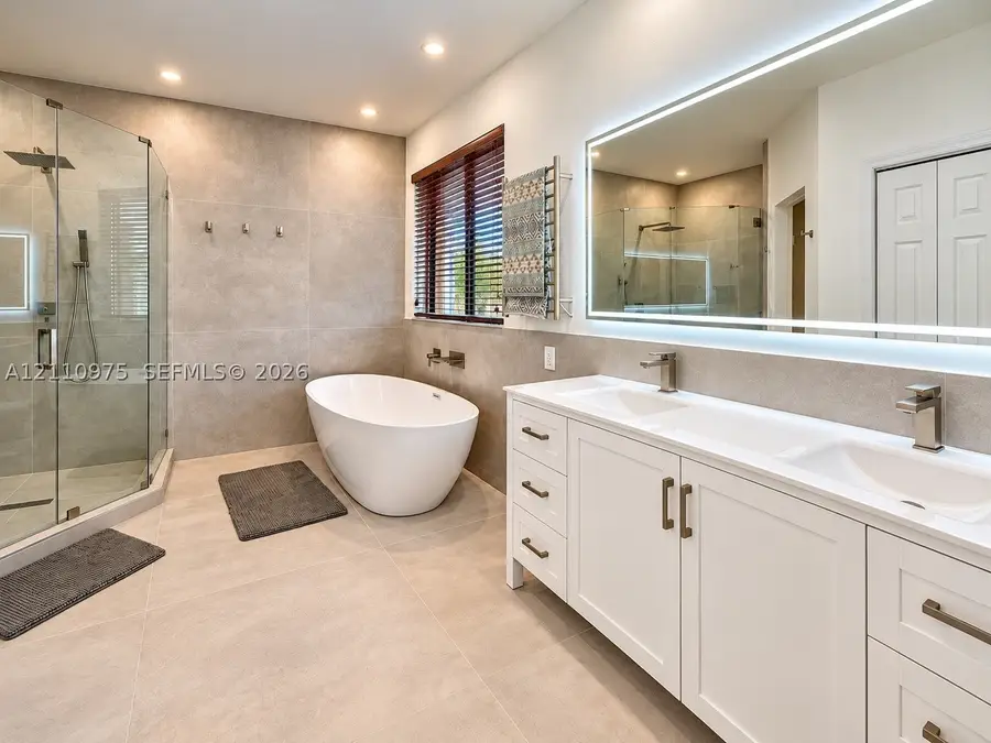2030 NW 99th Ter, Pembroke Pines, FL 33024 - #3