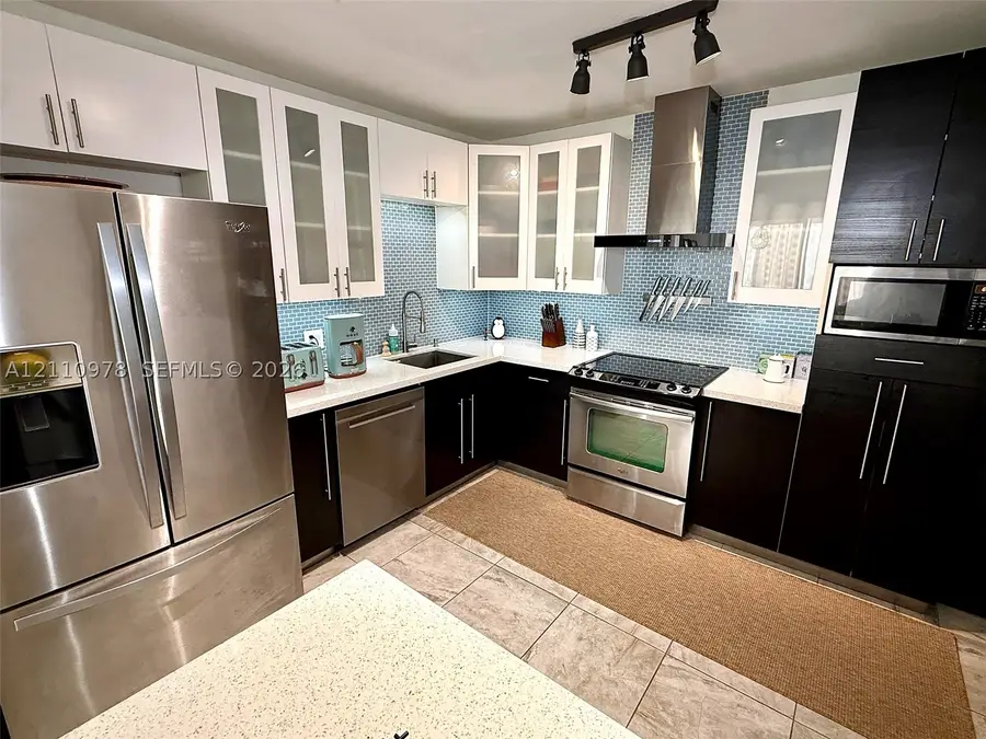 900 Bay Dr #225, Miami Beach, FL 33141 - #2