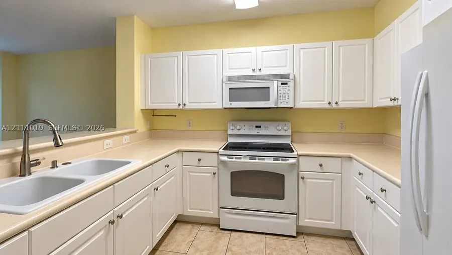 230 SE 29th Ave #1, Homestead, FL 33033 - #3