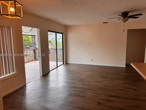 11 Crossings Cir #F, Boynton Beach, FL 33435
