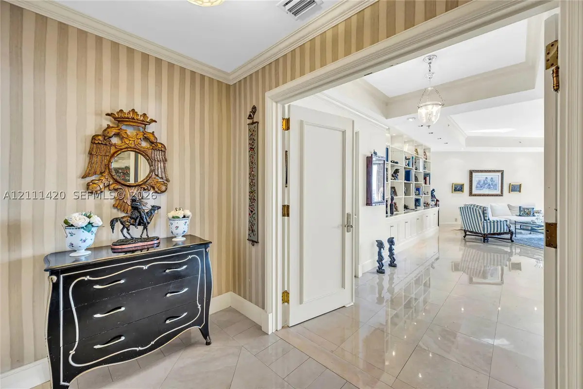 10 Edgewater Dr #10E, Coral Gables, FL 33133 - #1