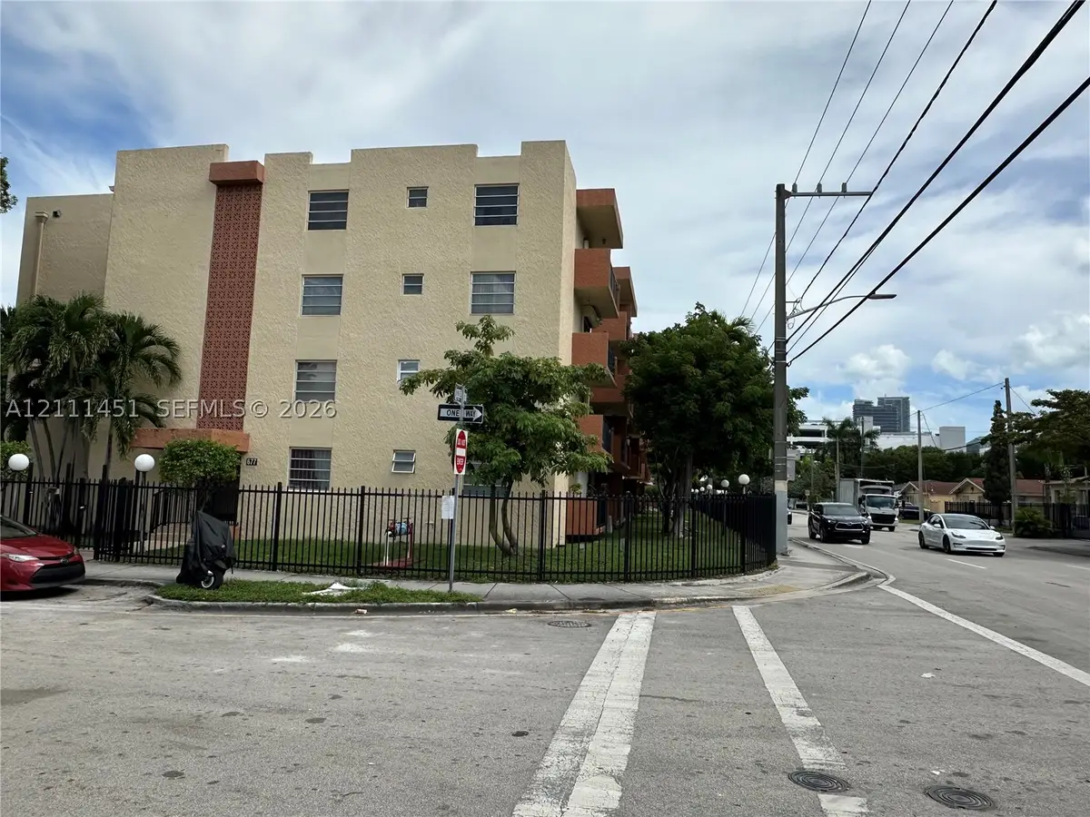 677 SW 9th Ave #204, Miami, FL 33130 - #1