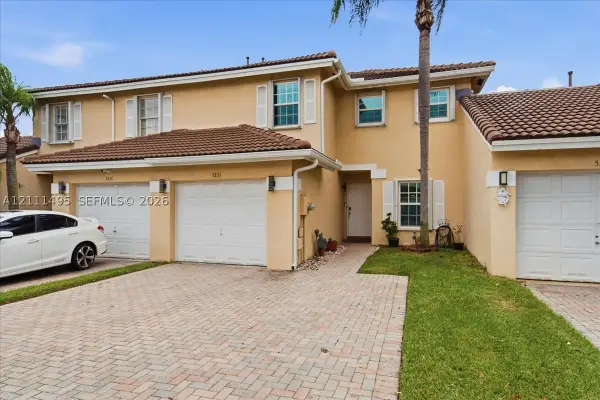 5331 NW 89th Ter, Sunrise, FL 33351
