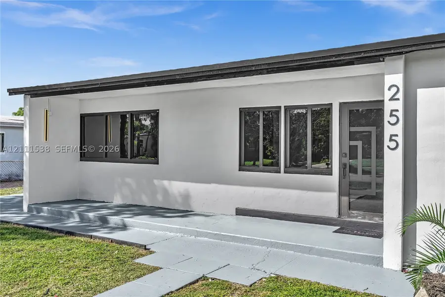 255 NE 41st St, Deerfield Beach, FL 33064 - #2