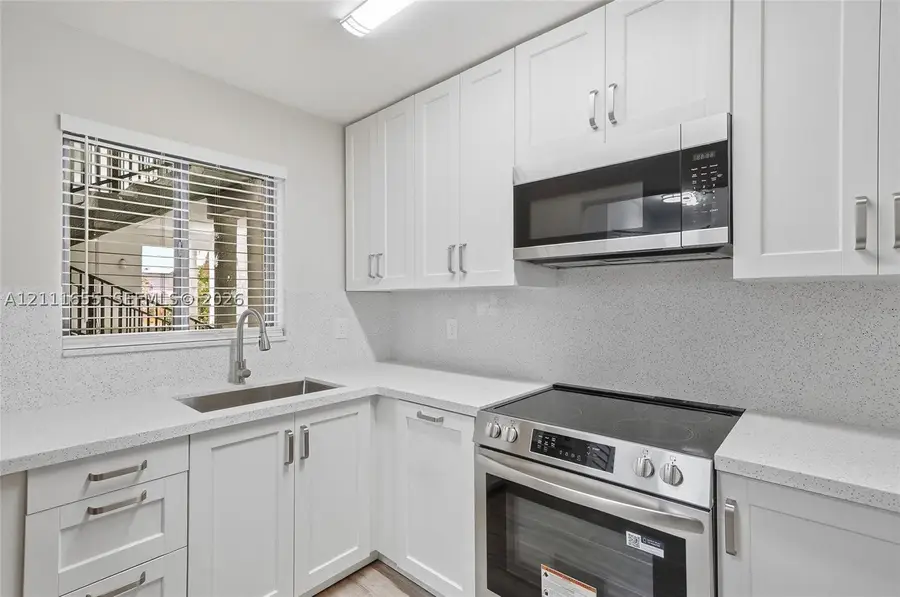 2514 Taylor St #3, Hollywood, FL 33020 - #2