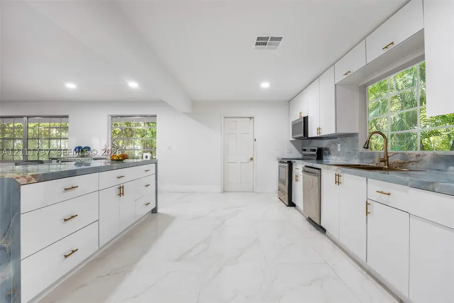 528 Sevilla Ave, Coral Gables, FL 33134 - #3