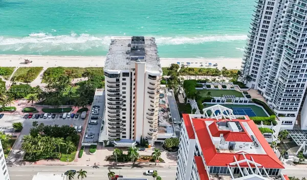 6423 Collins Ave #1602, Miami Beach, FL 33141
