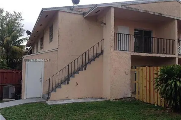 15665 SW 82nd Cir Ln #4-11, Miami, FL 33193