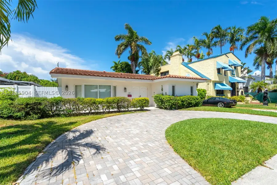 821 Harrison St, Hollywood, FL 33019 - #3