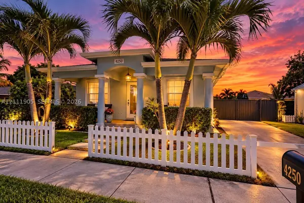 4250 SW 57th Ave, Davie, FL 33314