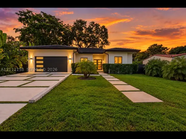 1030 NE 121st St, Biscayne Park, FL 33161