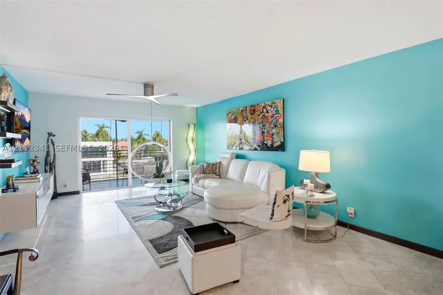 1617 SE 15th St #401, Fort Lauderdale, FL 33316 - #2