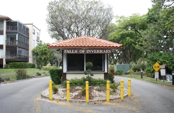 6361 N Falls Cir Dr #109, Lauderhill, FL 33319