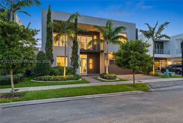 10054 NW 76th Ter, Doral, FL 33178