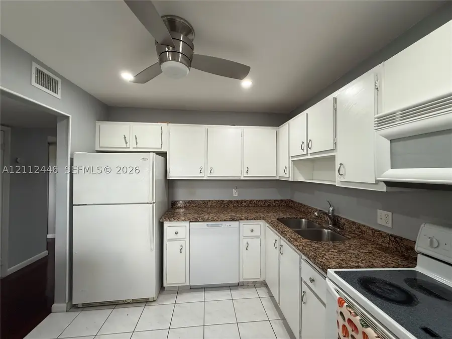 6100 S Falls Cir Dr #411, Lauderhill, FL 33319 - #3