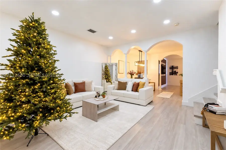 890 SW 154th Path, Miami, FL 33194 - #2