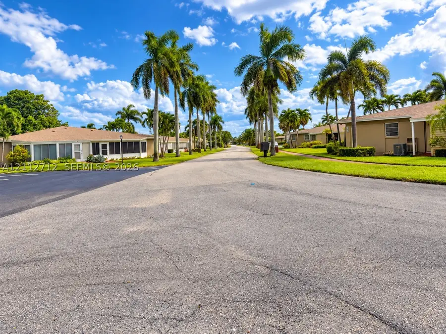 410 NE 17th Ave #203, Boynton Beach, FL 33435 - #2