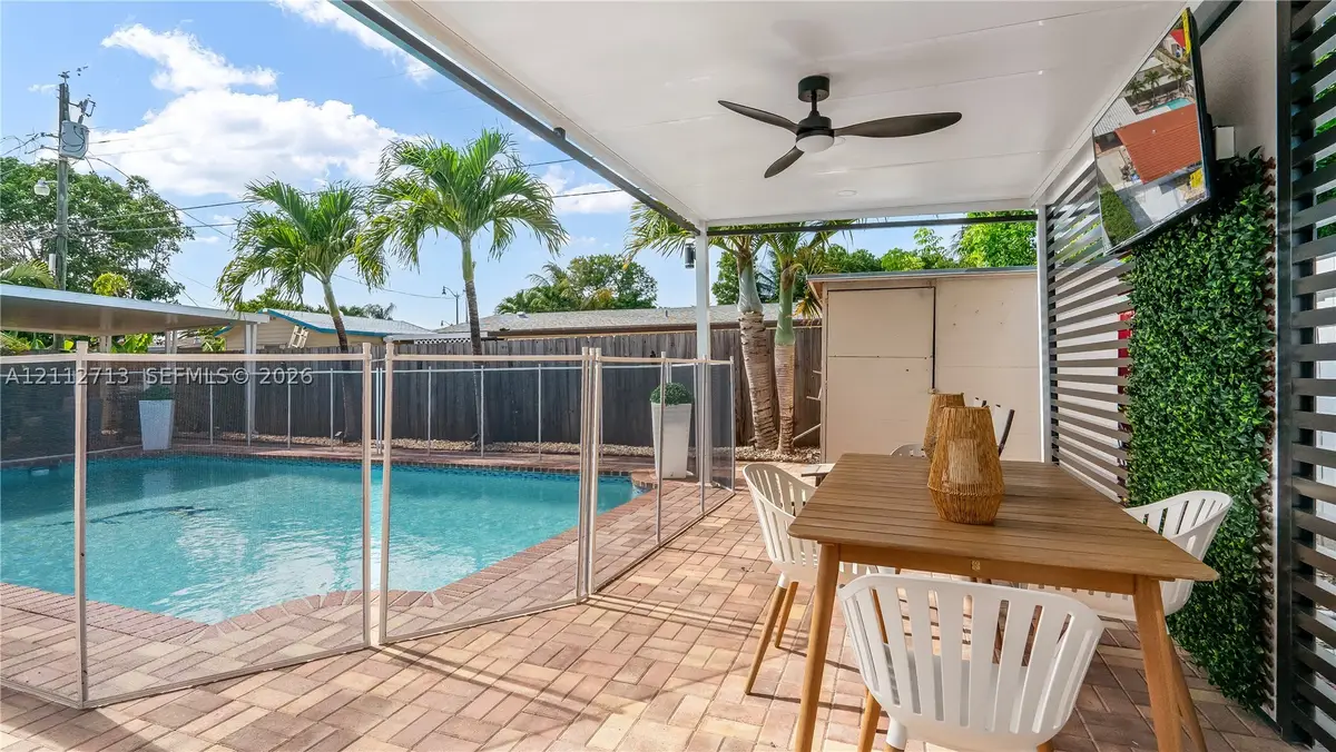 1421 NE 31st Ct, Pompano Beach, FL 33064 - #1