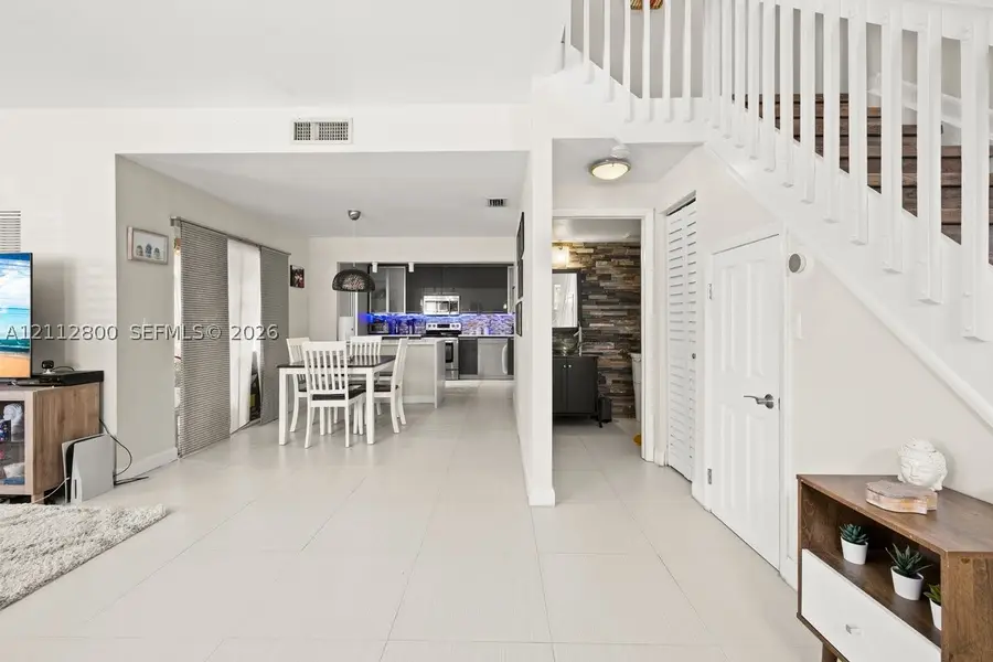599 Racquet Club Rd #68-17, Weston, FL 33326 - #3
