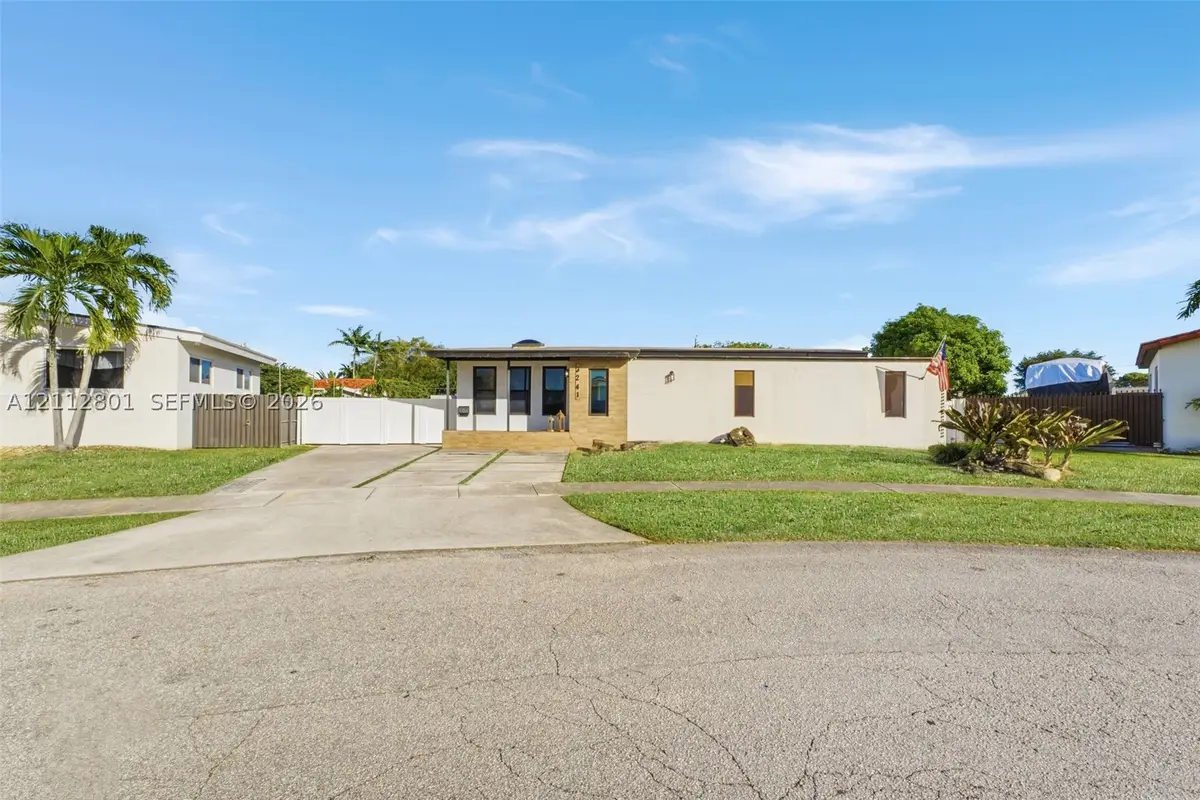 3241 SW 84th Ct, Miami, FL 33155 - #1