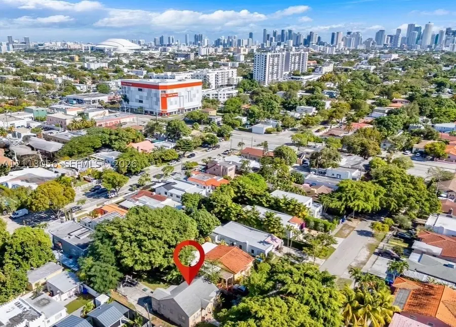 2271 SW 11th St, Miami, FL 33135 - #2