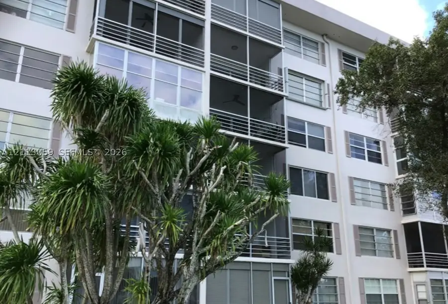 2751 N Palm Aire Dr #102, Pompano Beach, FL 33069 - #3