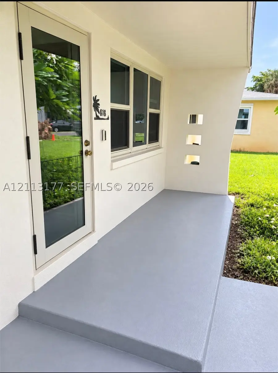 818 NW 7th Ave, Dania Beach, FL 33004 - #2