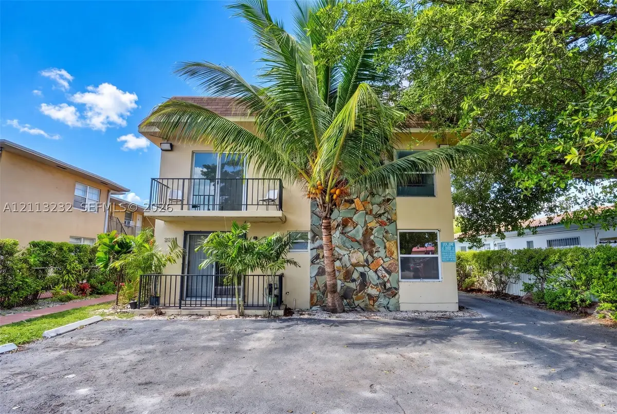1619 NW 1st St, Miami, FL 33125 - #1