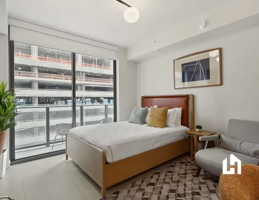 11 NE 6th St #806, Miami, FL 33132 - #3