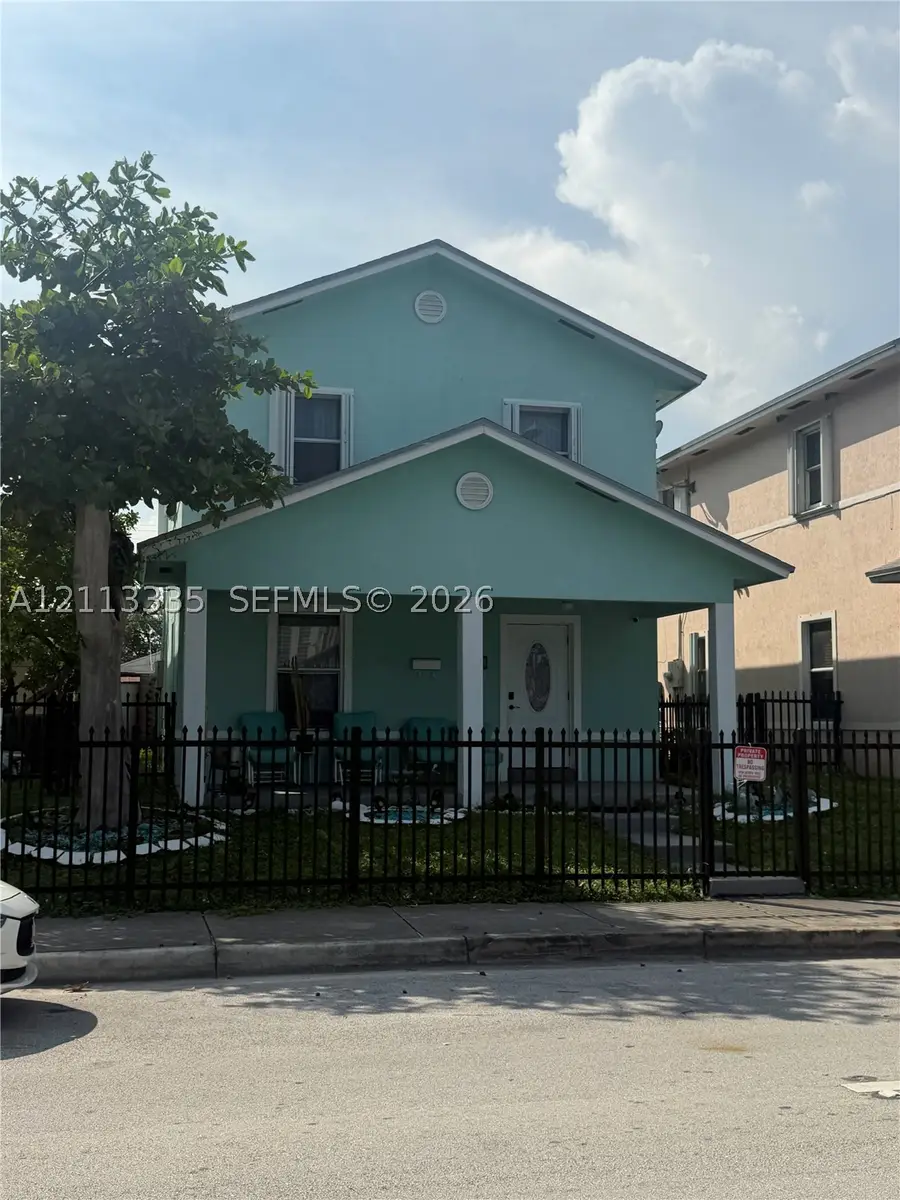 1990 NW 1st Pl, Miami, FL 33136 - #2