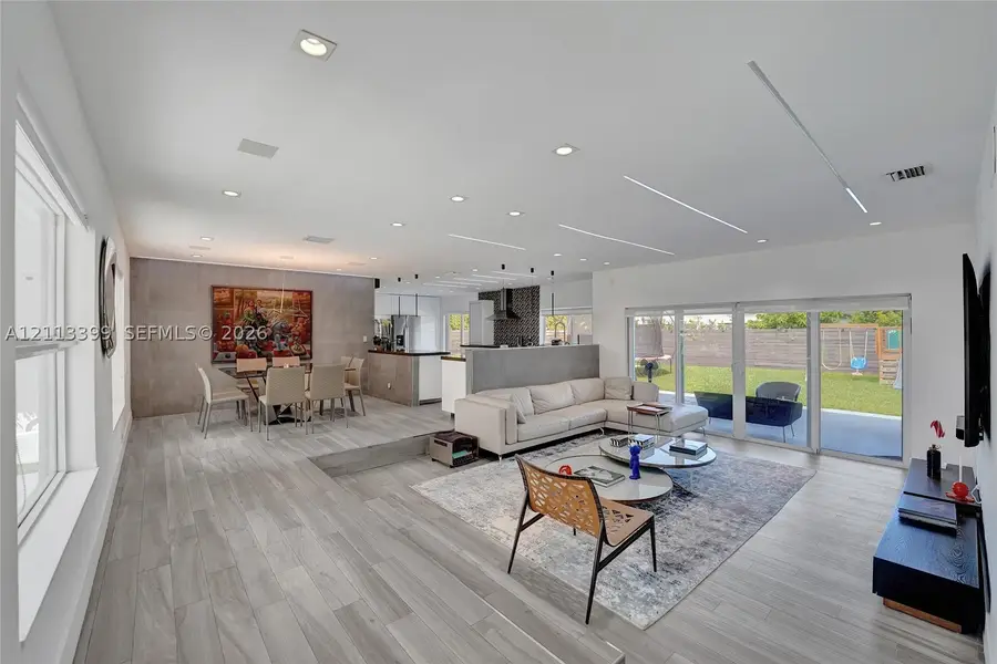 21315 NE 19th Ct, Miami, FL 33179 - #2