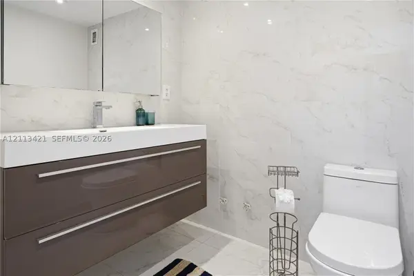 3901 S Ocean Dr #5L, Hollywood, FL 33019
