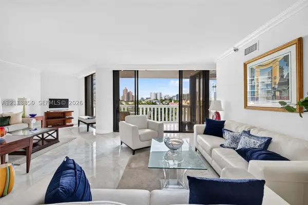 3000 Island Blvd #505, Aventura, FL 33160