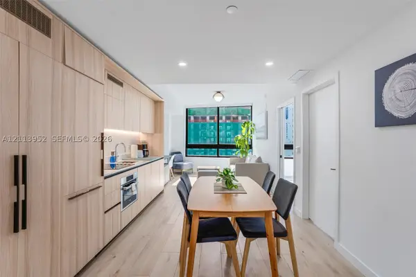 225 N Miami Ave #1907, Miami, FL 33128