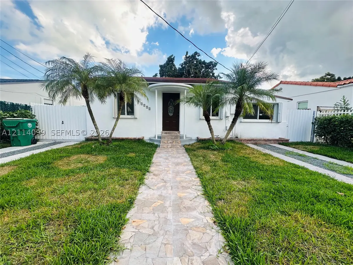 3052 SW 6th St, Miami, FL 33135 - #1