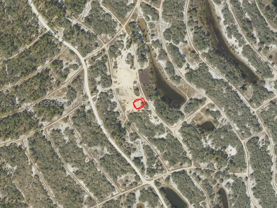 322 Cinema Dr, Lake Placid, FL 33852 - #3