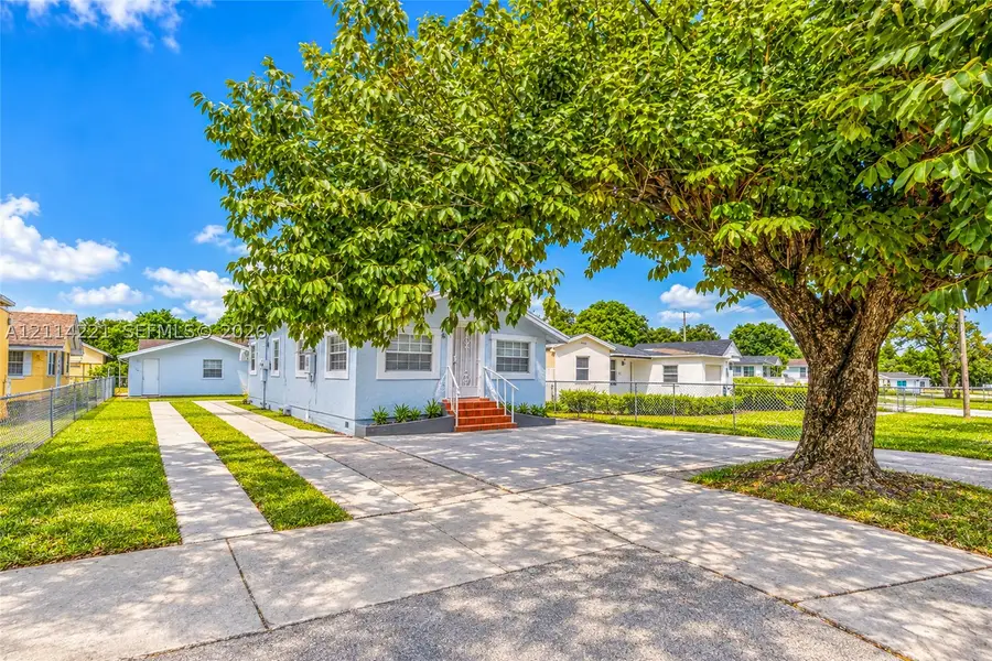 1026 NW 33rd Ave, Miami, FL 33125 - #2