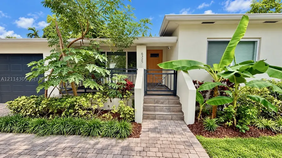 6325 SW 30th St, Miami, FL 33155 - #2