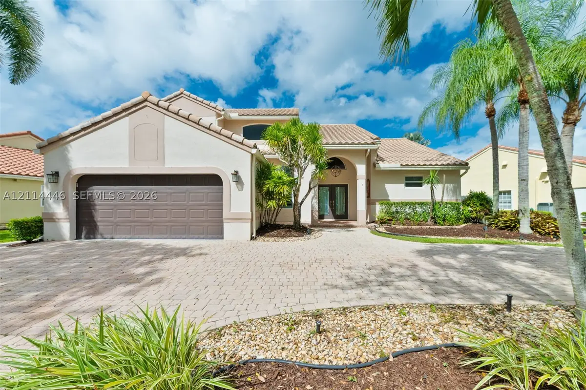 651 Verona Pl, Weston, FL 33326 - #1
