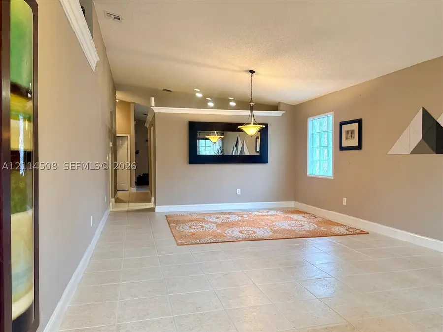 221 SW 203rd Ave, Pembroke Pines, FL 33029 - #2