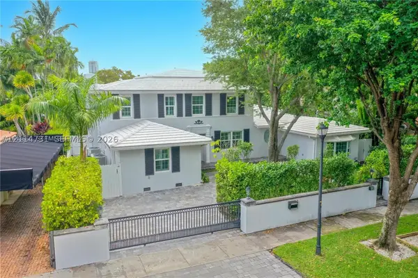 4531 N Bay Rd, Miami Beach, FL 33140